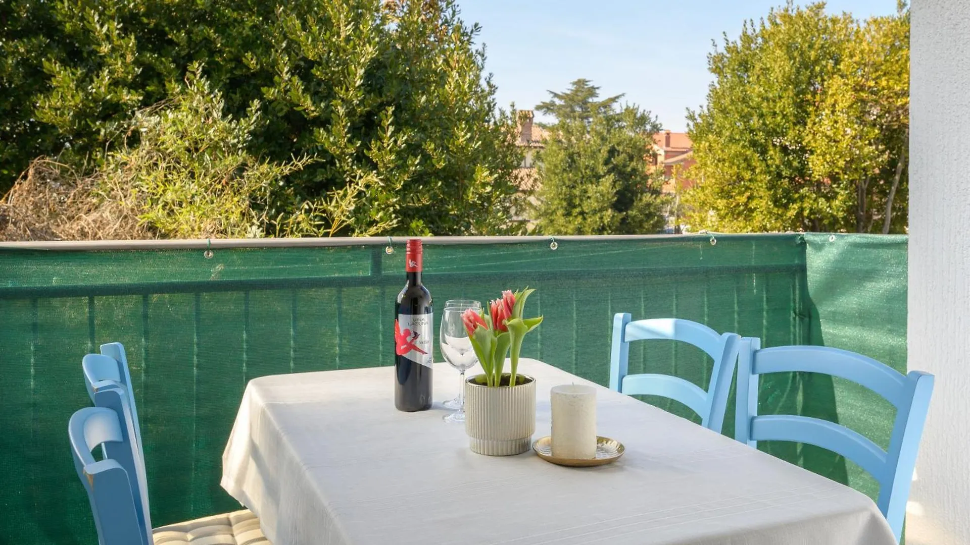 Olio - Comfort For Four People Tar-Vabriga