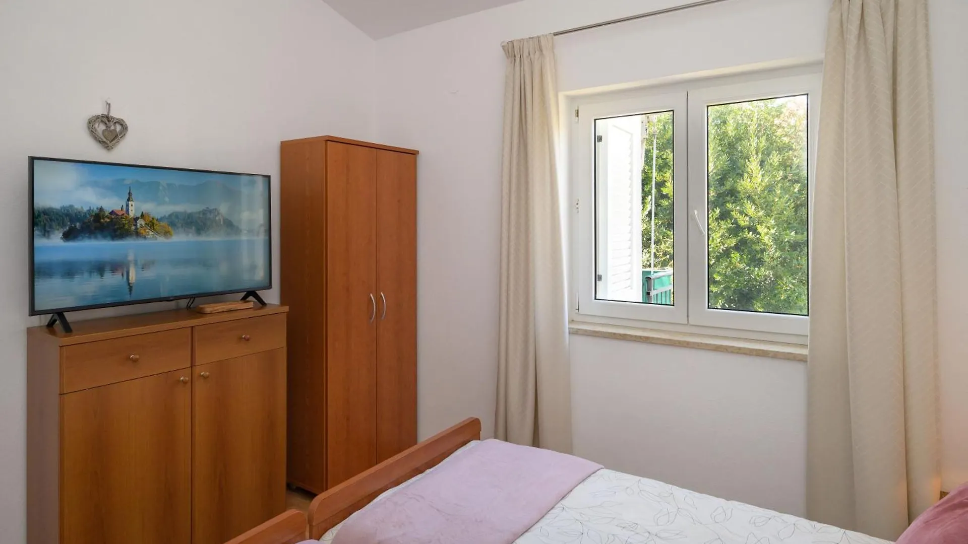 Olio - Comfort For Four People Tar-Vabriga 0*,  Croatia
